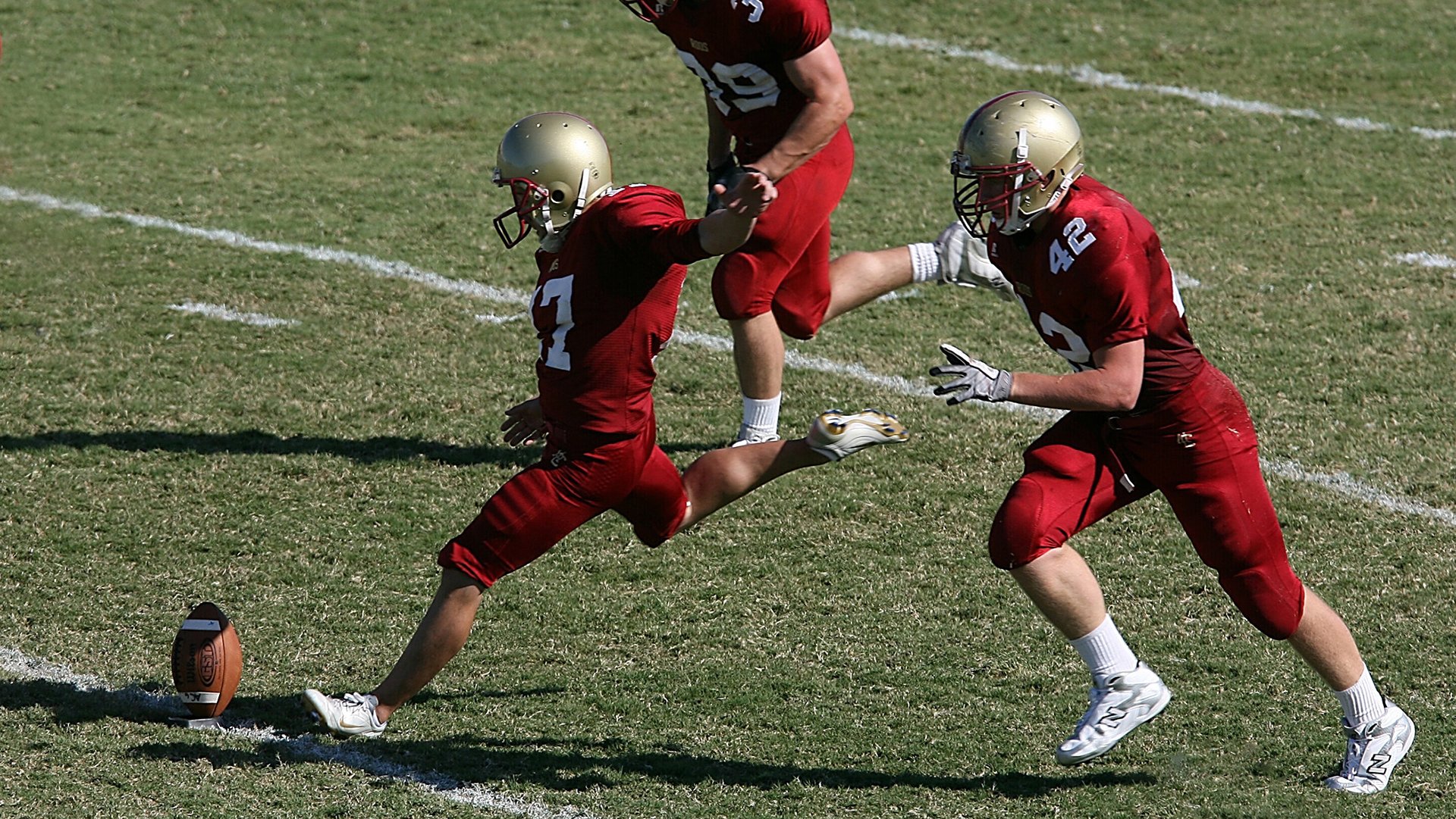 “彼得森助力南非羚羊队稳守阵地，攻守兼备”